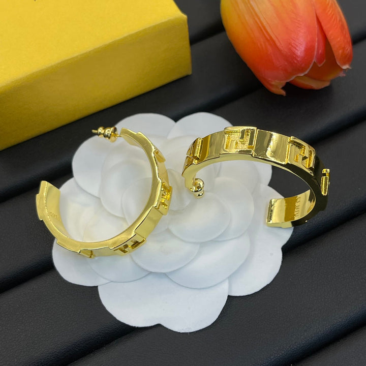 fashion double F letter engraved earrings