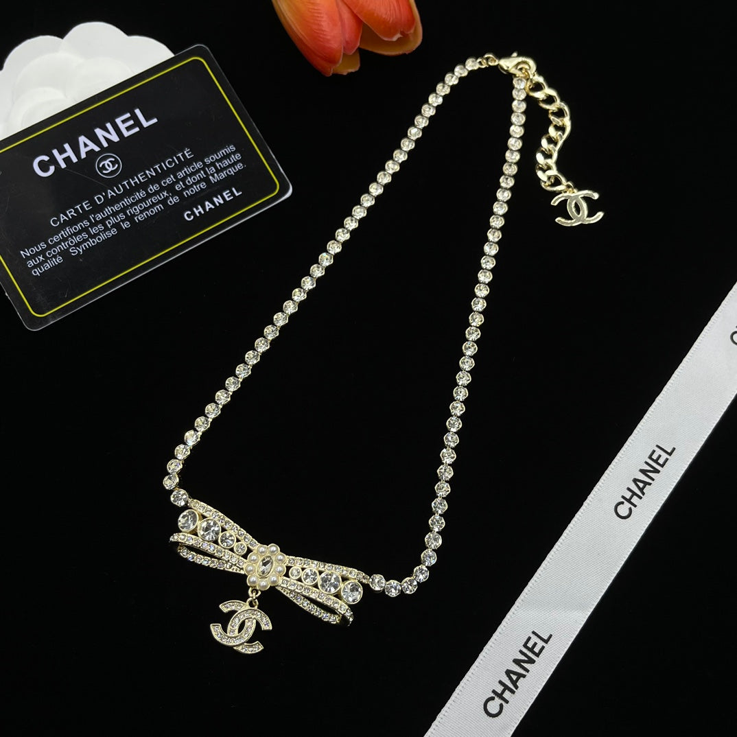 fashion CC bow full diamond necklace