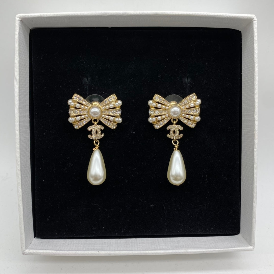 fashion bow pearl dangle earrings