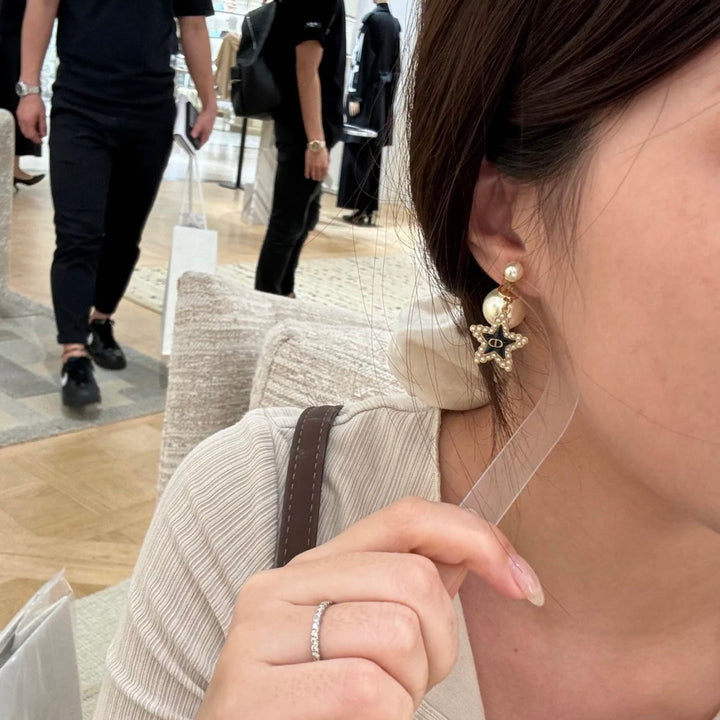 Fashion CD Pentagram Size Bead Earrings