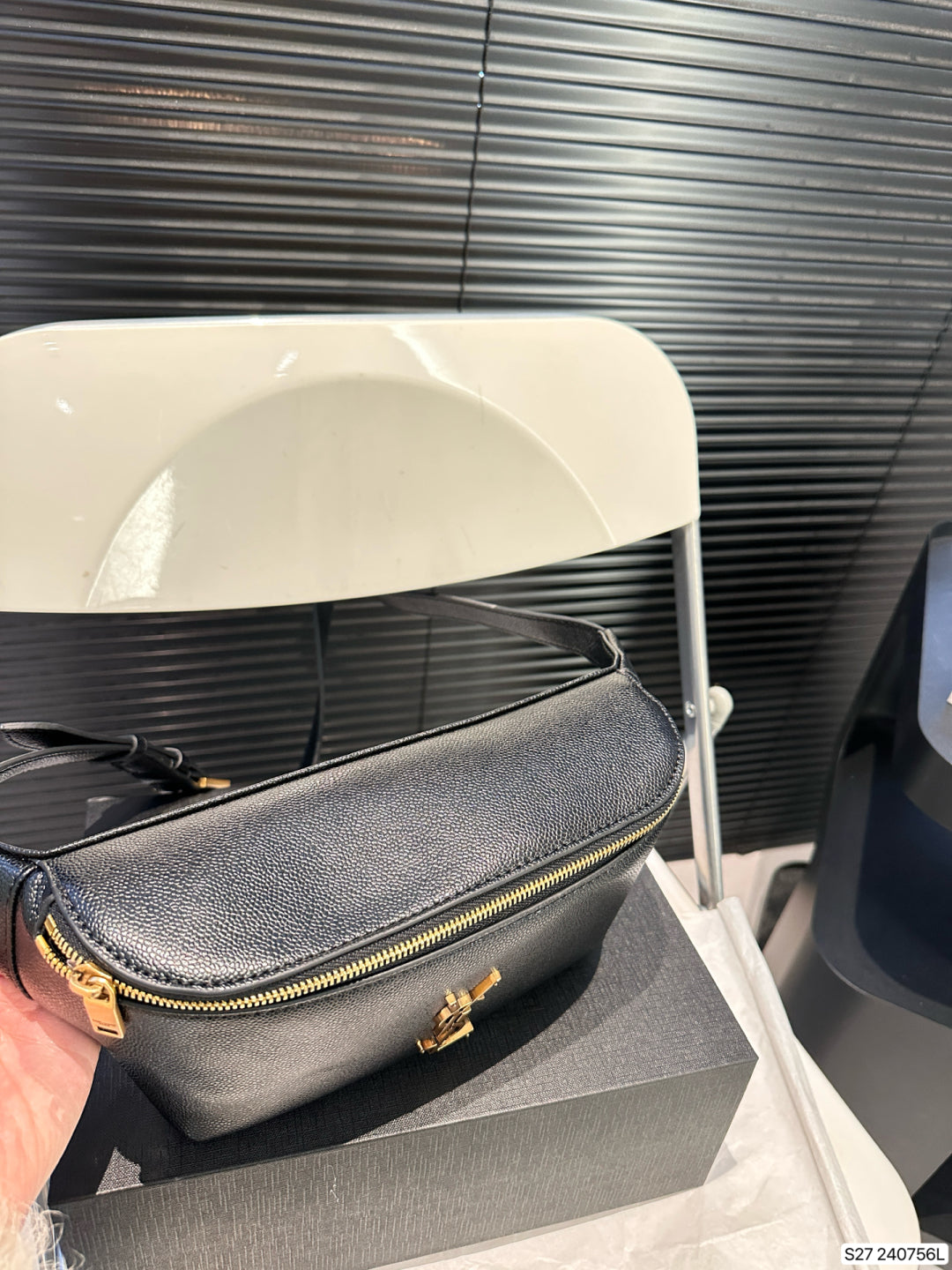 Deluxe Caviar Chest Pack