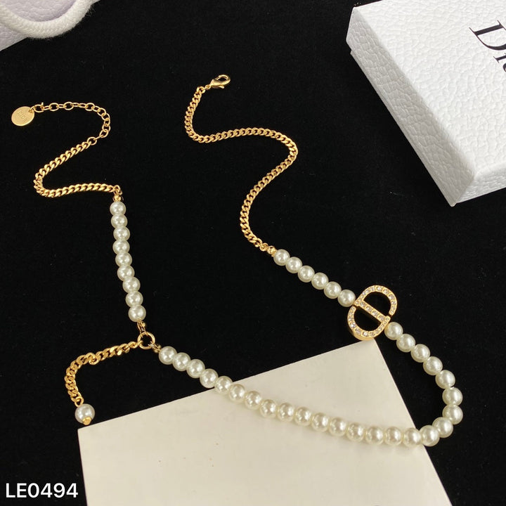 Luxury CC pearl necklace