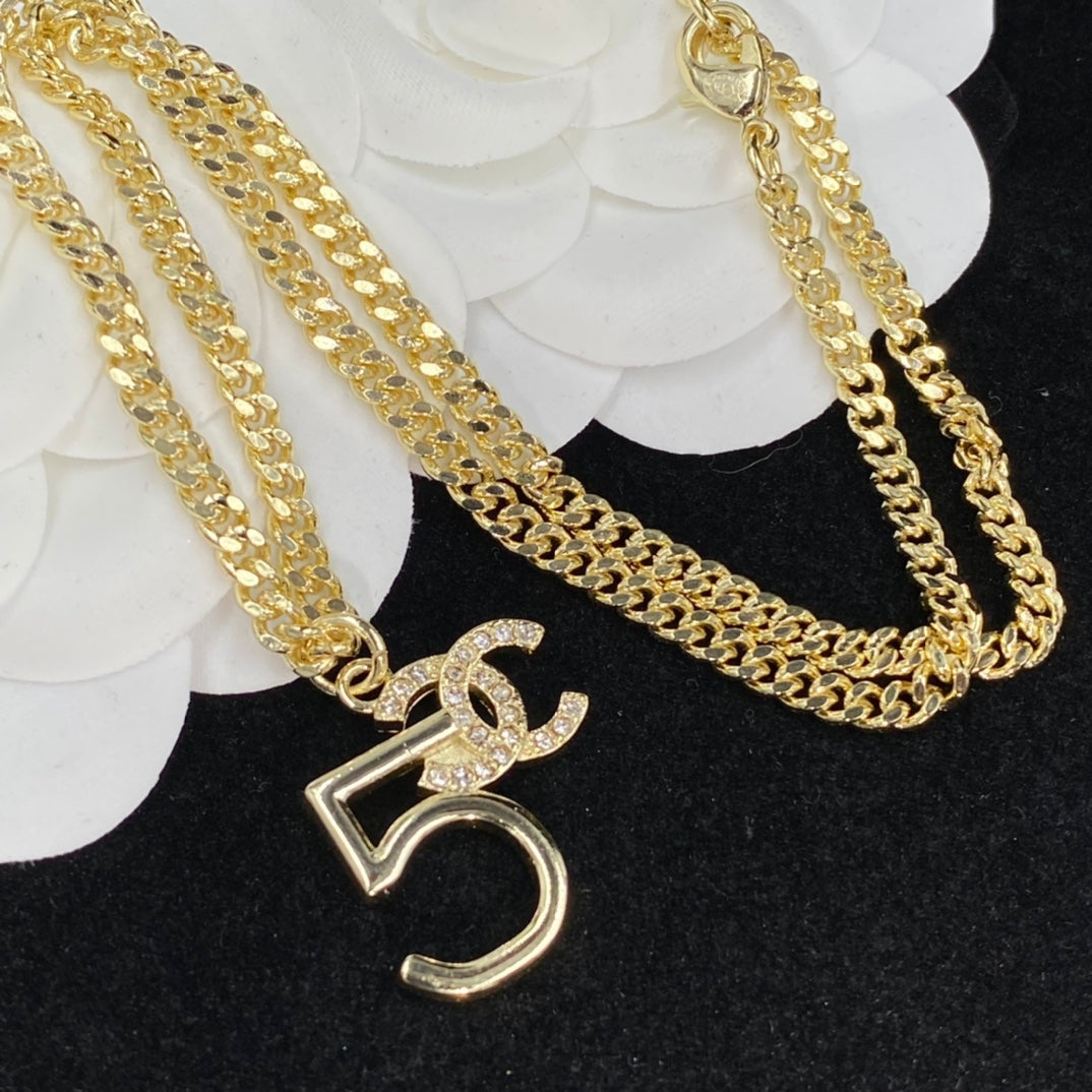 Luxury CC Rhinestone Pendant Necklace