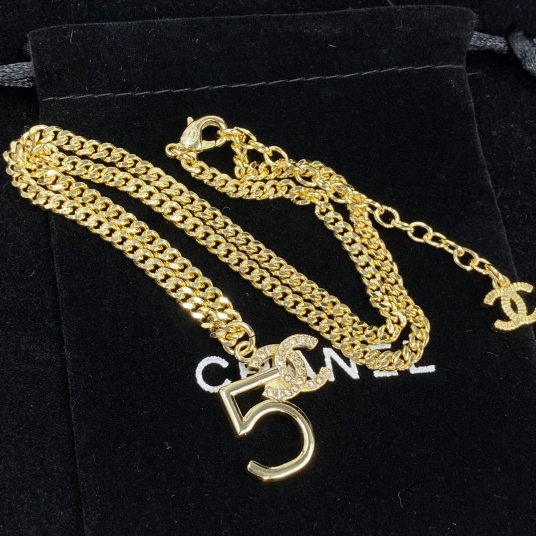 Luxury CC Rhinestone Pendant Necklace