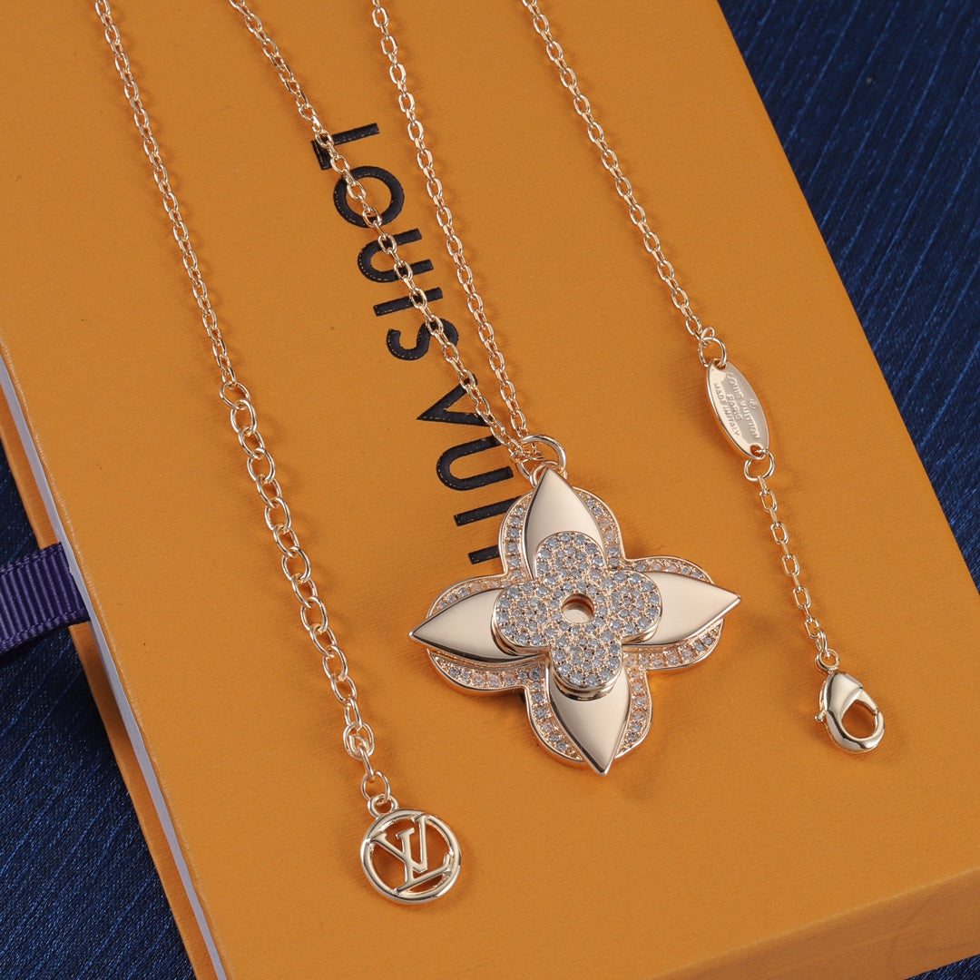 Tricolor Clover Rhinestone Necklace