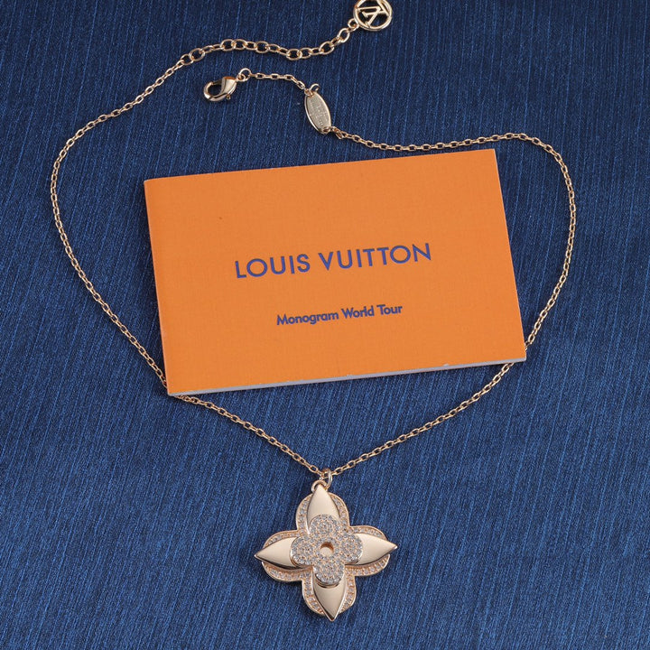Tricolor Clover Rhinestone Necklace