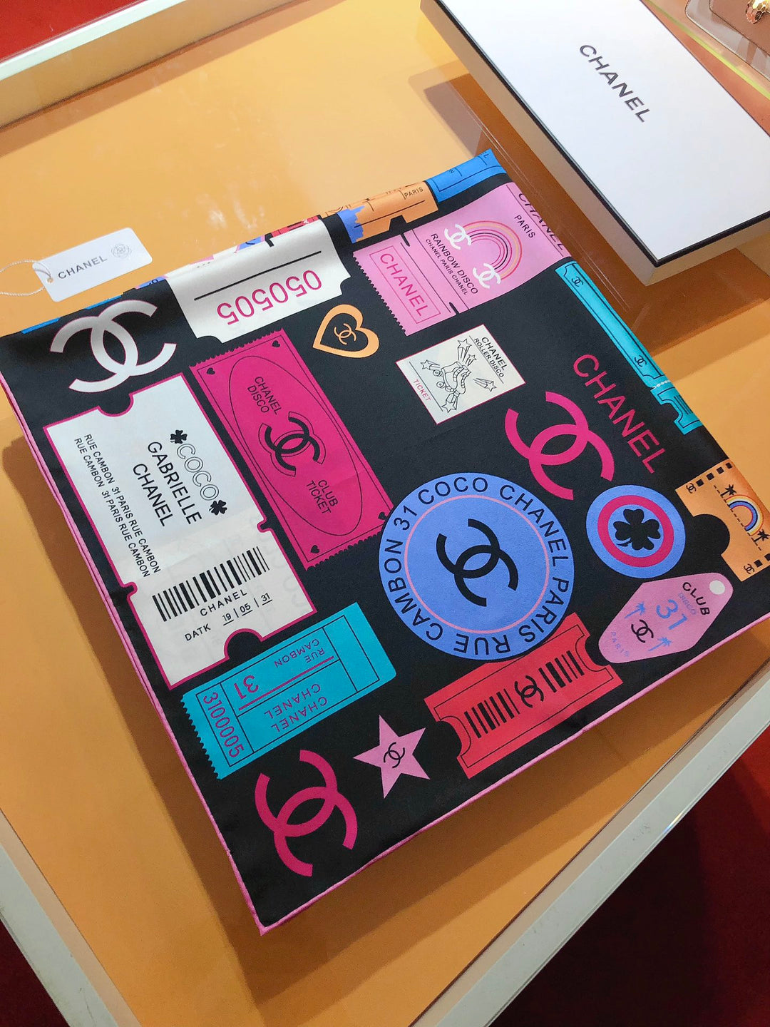 Classic CC Multi-Element Printed Square Towel