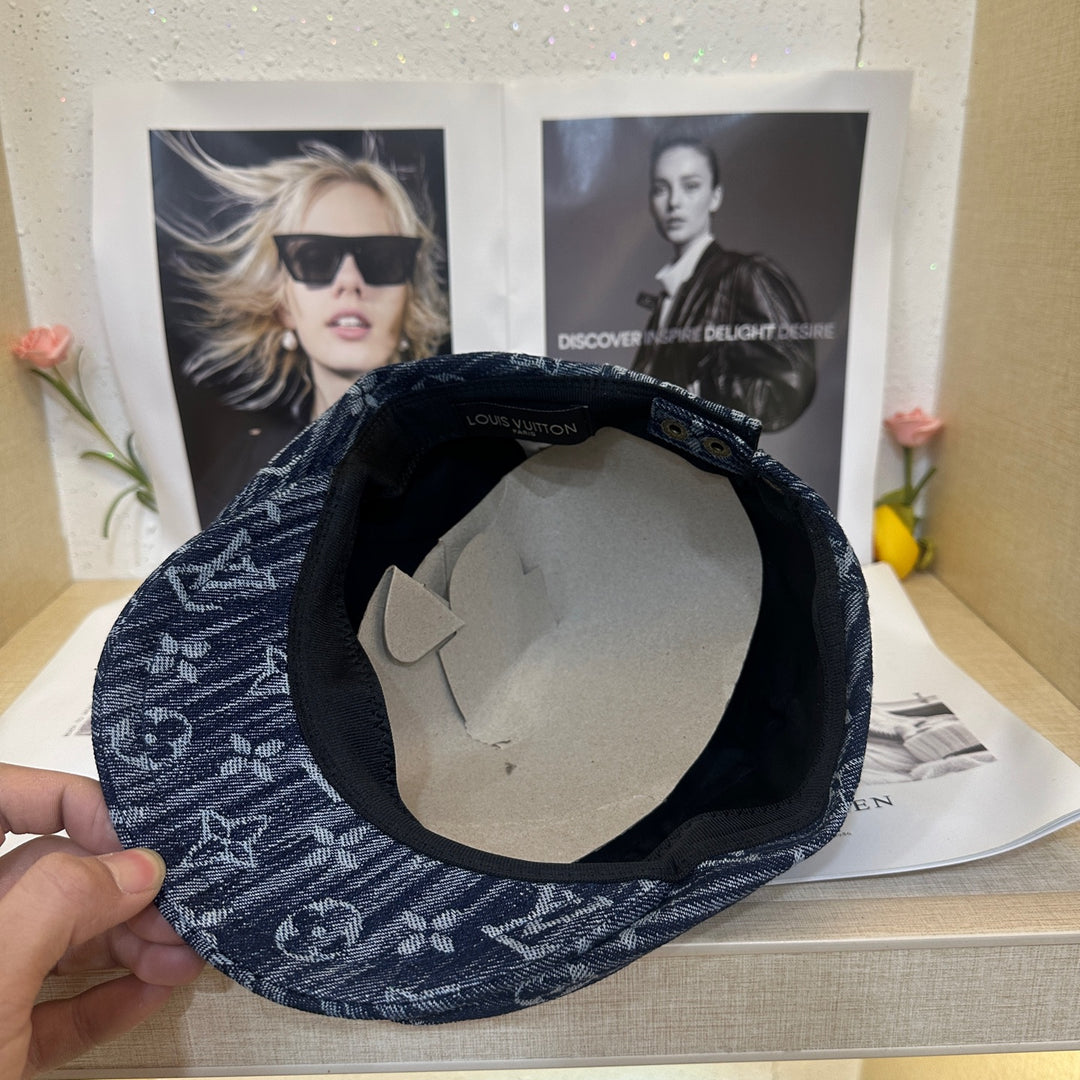 Classic Clover Beret