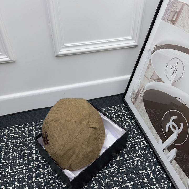 Classic Grid Pattern Beret