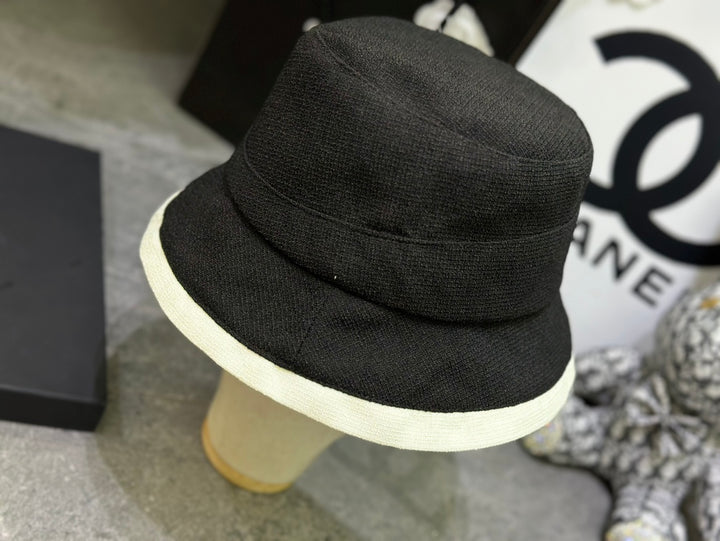 New camellia pearl fisherman hat
