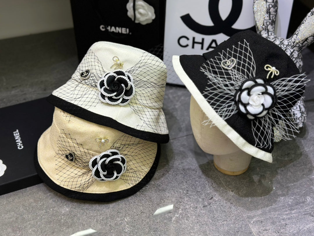 New camellia pearl fisherman hat
