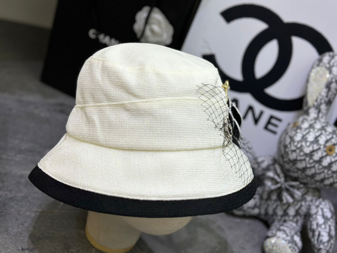 New camellia pearl fisherman hat