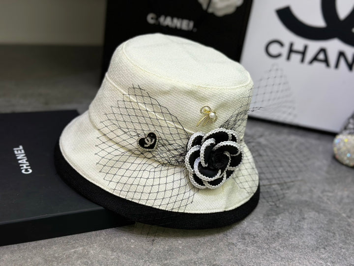 New camellia pearl fisherman hat