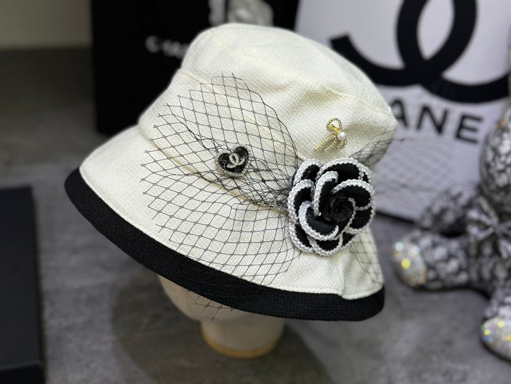 New camellia pearl fisherman hat