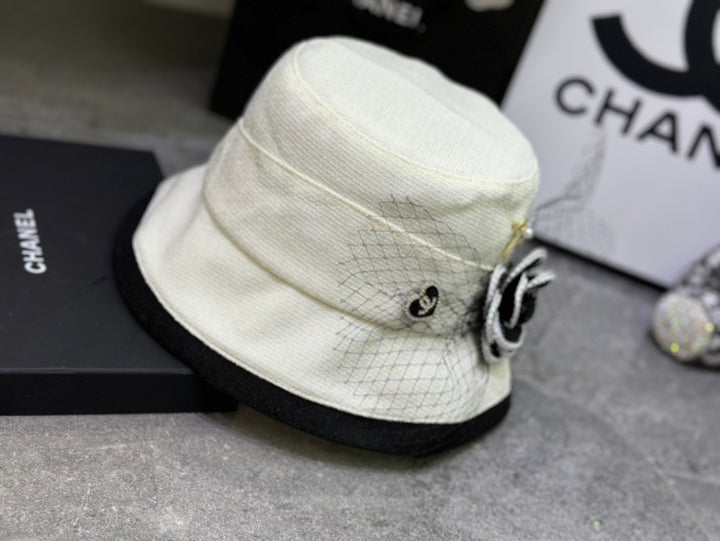 New camellia pearl fisherman hat