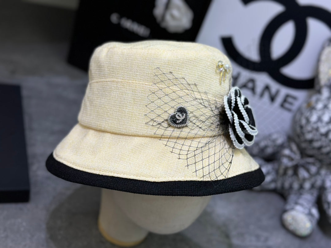 New camellia pearl fisherman hat