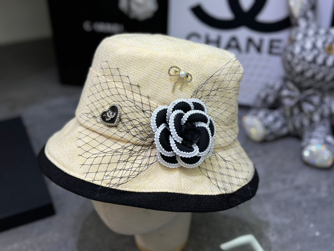 New camellia pearl fisherman hat