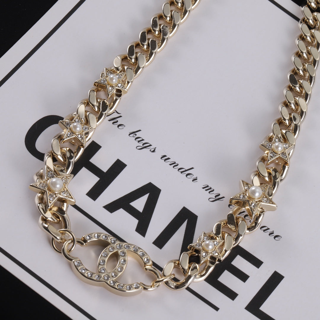 Fashion CC Pentagram Pearl Necklace