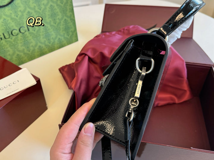 Deluxe Double Tiger Head Buckle Handbag