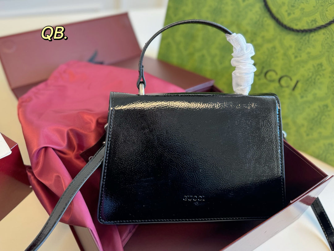 Deluxe Double Tiger Head Buckle Handbag