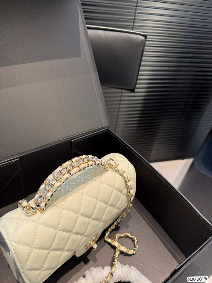 Deluxe Diamond Handle Tote