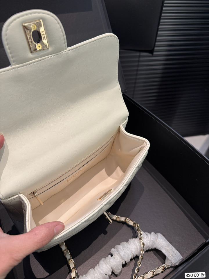 Deluxe Diamond Handle Tote