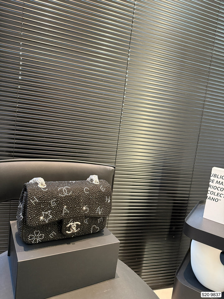 Deluxe CC Flap Bag with Diamonds