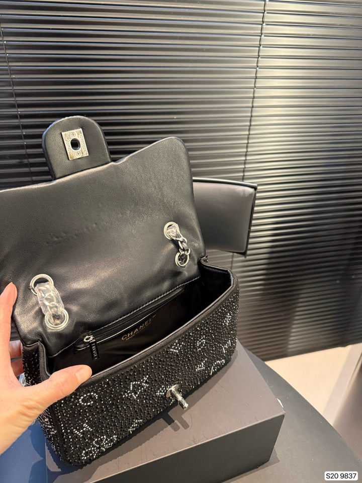 Deluxe CC Flap Bag with Diamonds