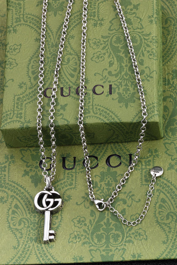 Elegant GG Key Link Necklace