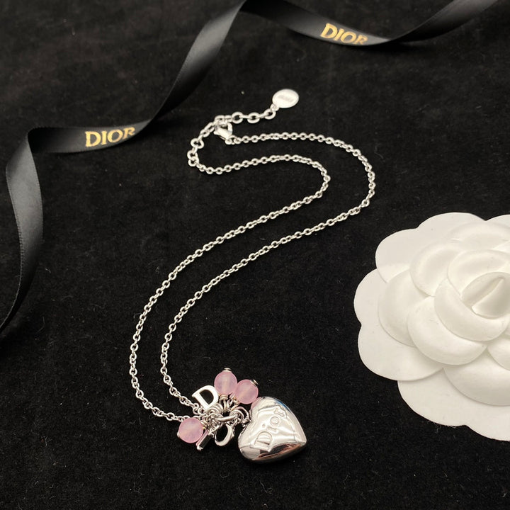 Heart Shape Flower Pendant Necklace