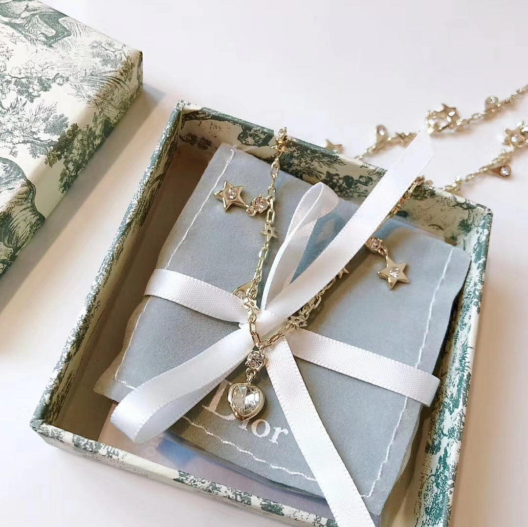 Enchanted Garden Pendant Necklace