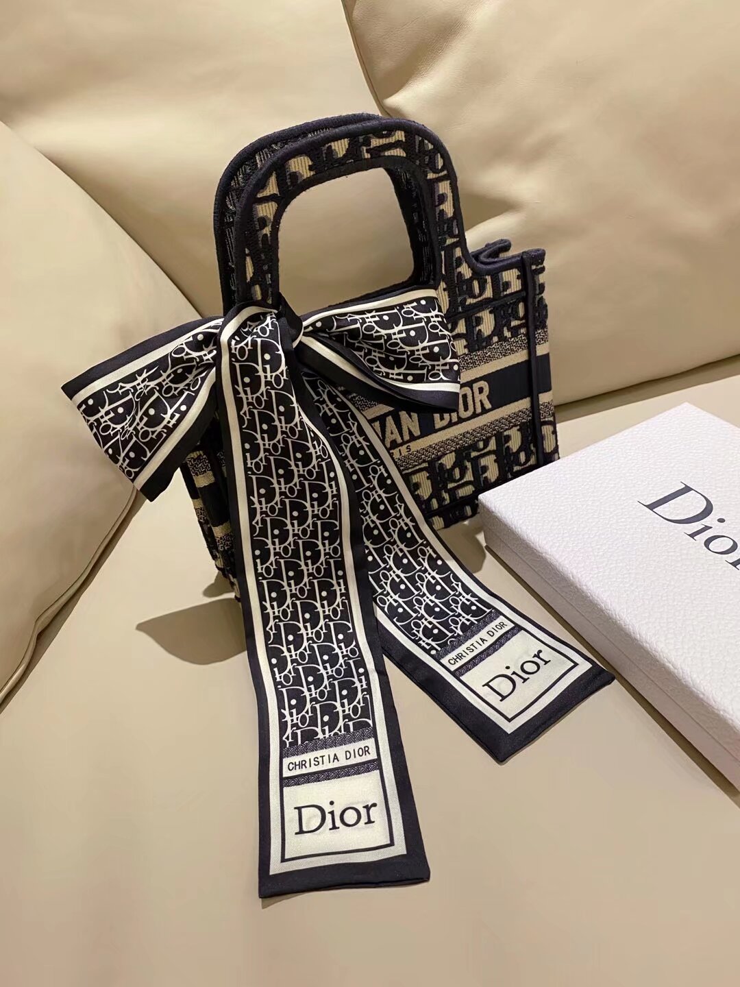 Exquisite CD double layer silk neckerchief