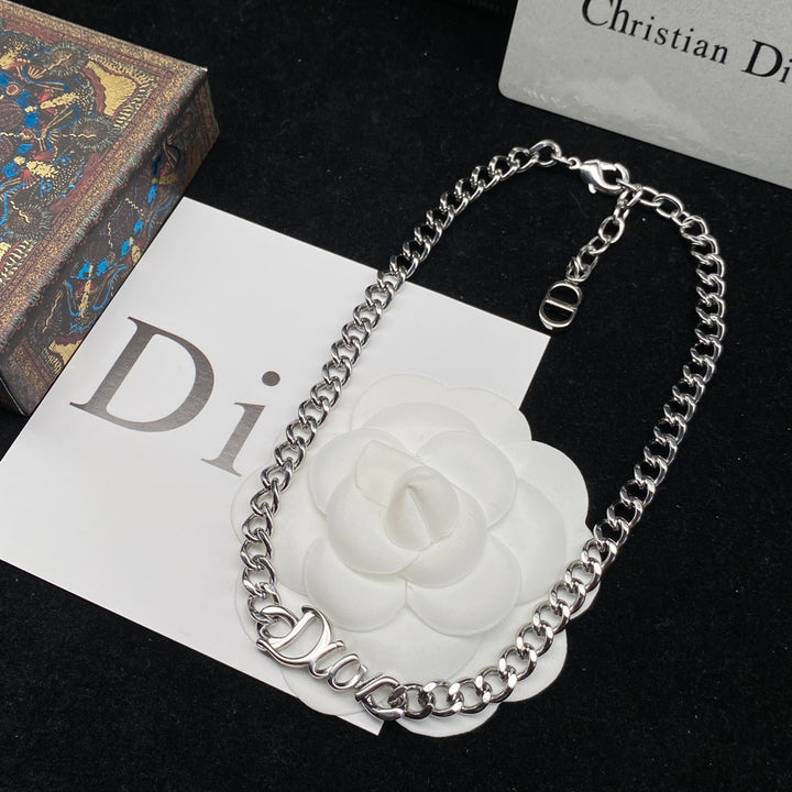 Charming Link Jewelry