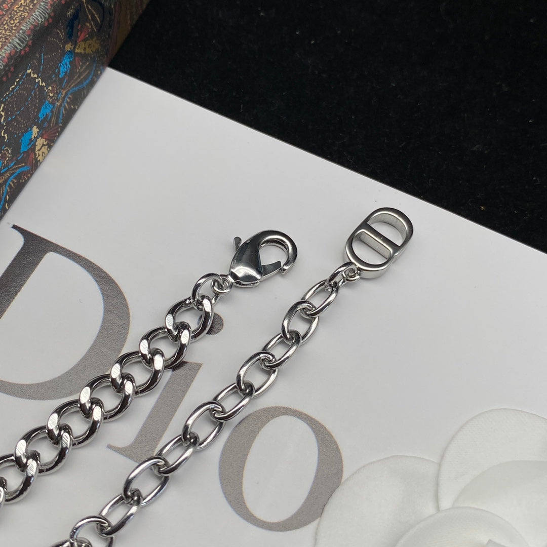 Charming Link Jewelry