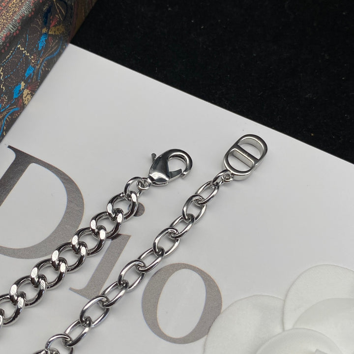 Charming Link Jewelry