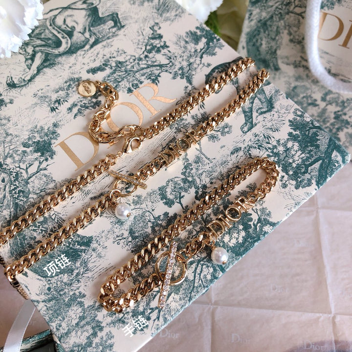 gold chain pearl jewelry necklace