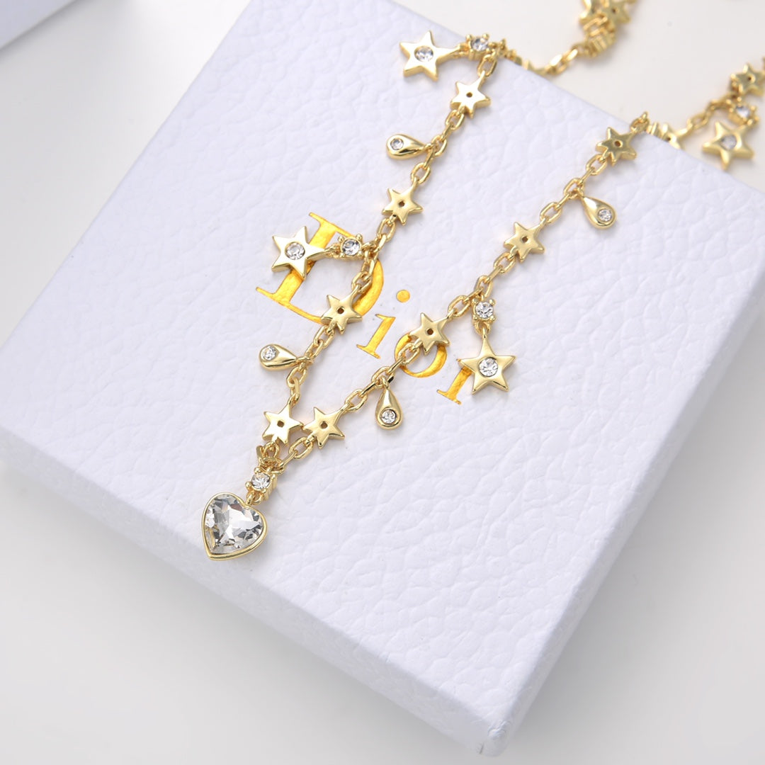 Elegant Star and Heart Jewelry Necklace