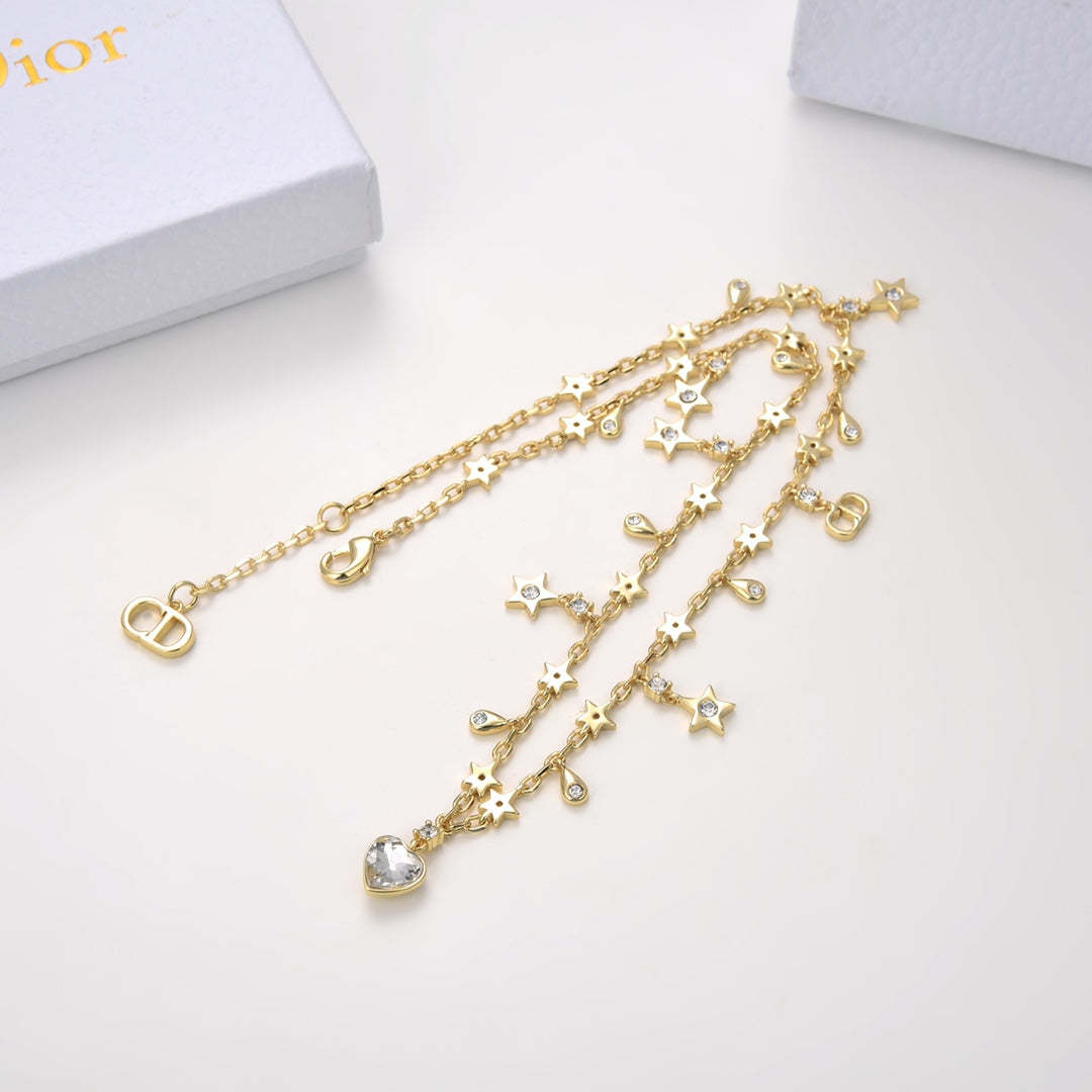 Elegant Star and Heart Jewelry Necklace
