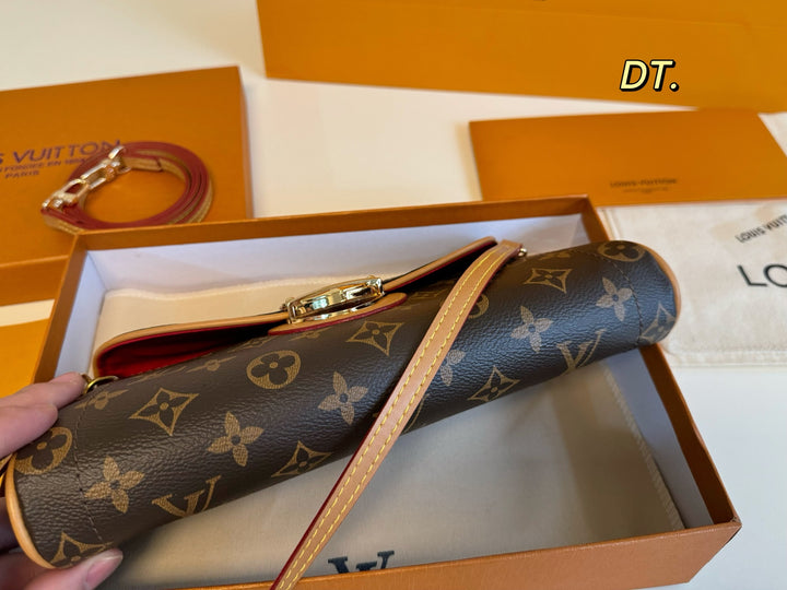 Classic Flap Crossbody Bag