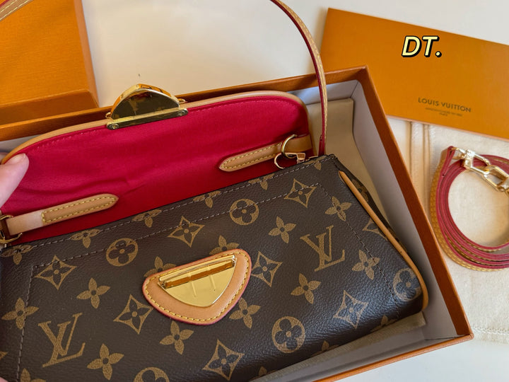 Classic Flap Crossbody Bag