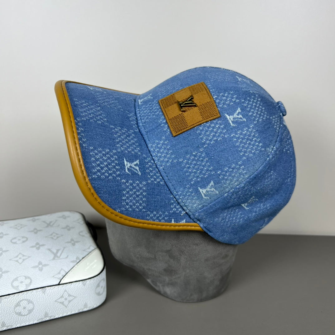 three-color old-fashioned plaid hat