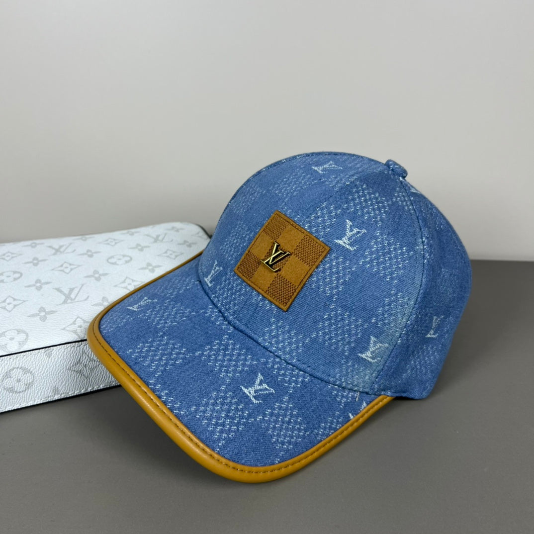 three-color old-fashioned plaid hat