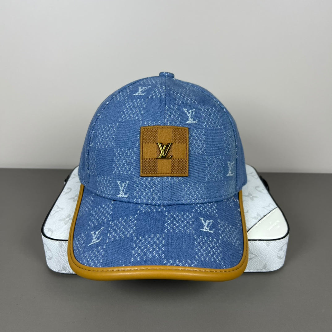 three-color old-fashioned plaid hat
