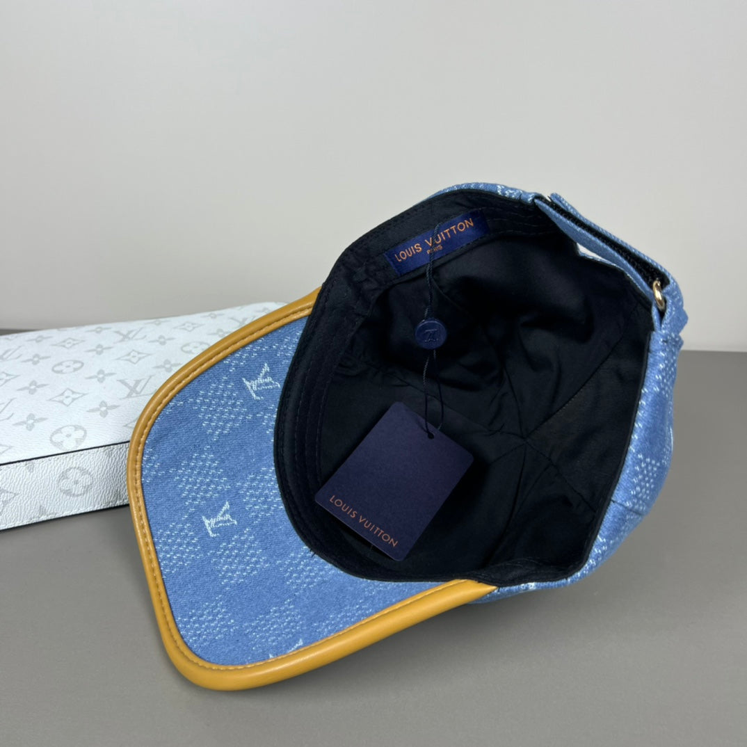 three-color old-fashioned plaid hat