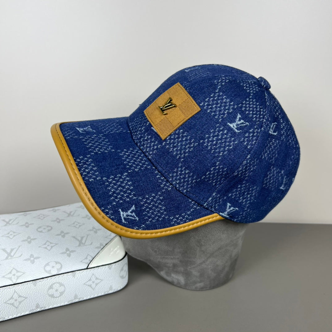 three-color old-fashioned plaid hat