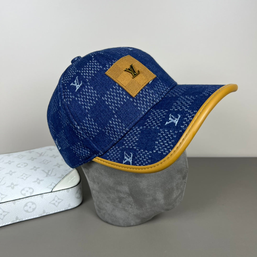 three-color old-fashioned plaid hat