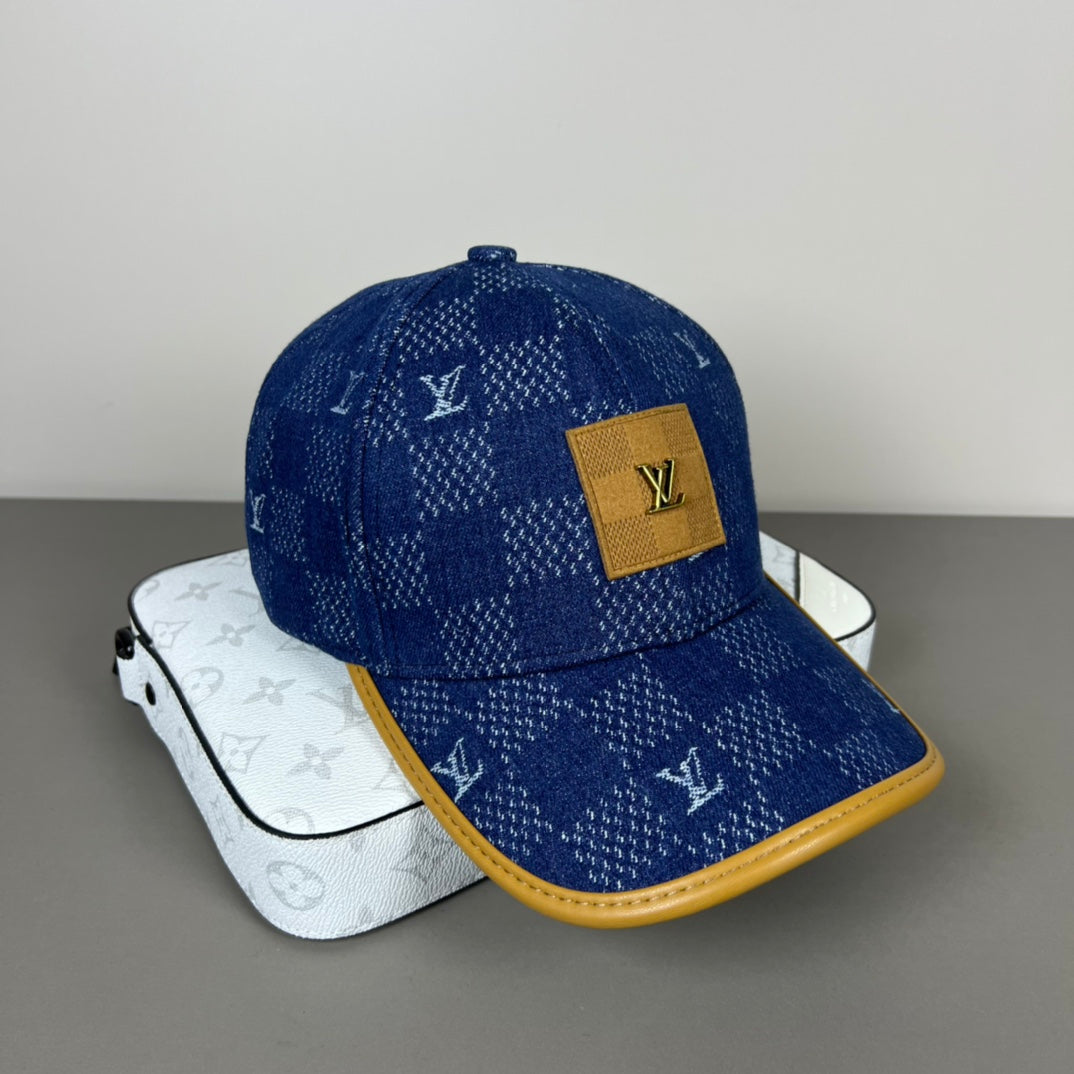 three-color old-fashioned plaid hat