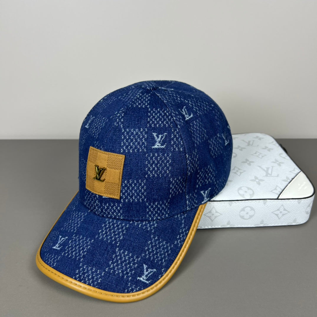 three-color old-fashioned plaid hat