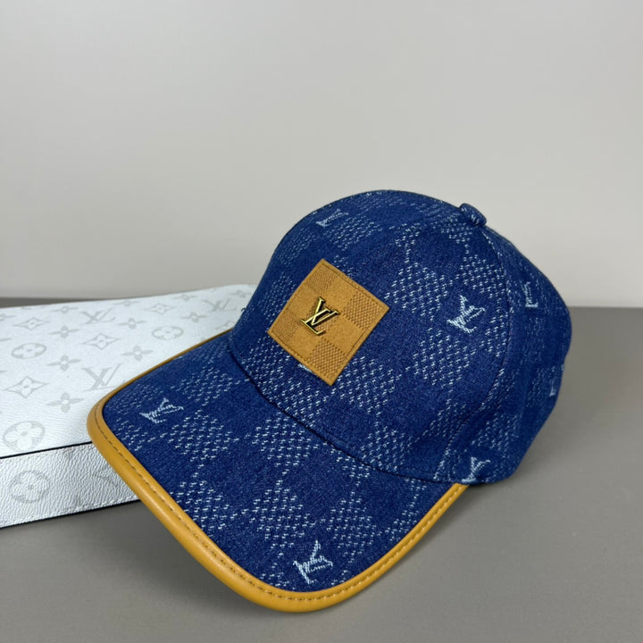 three-color old-fashioned plaid hat