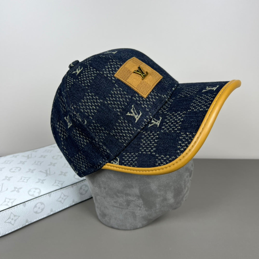 three-color old-fashioned plaid hat